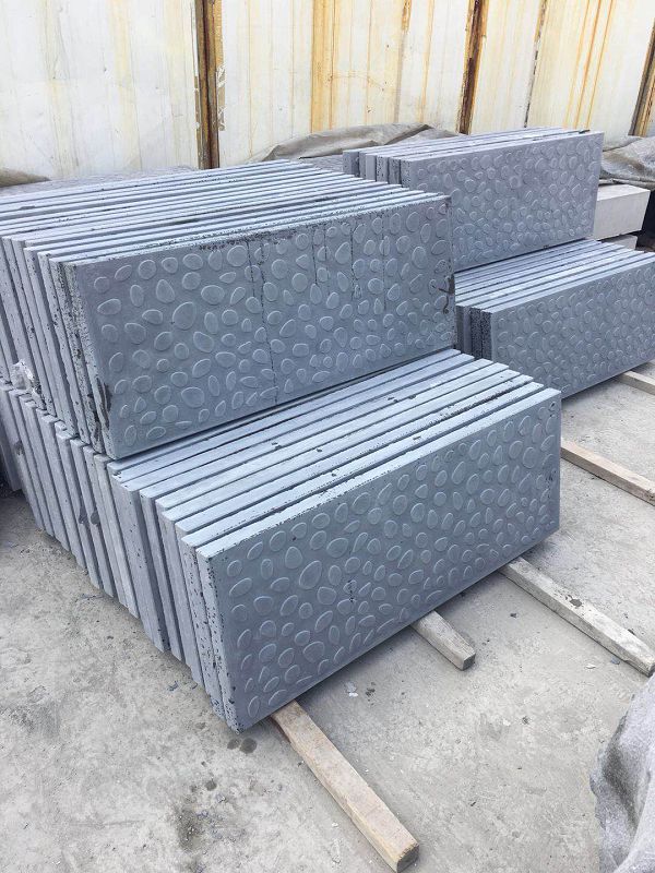 電纜溝蓋板的一個(gè)重要部分是塑料模那么應(yīng)該注意什么呢？