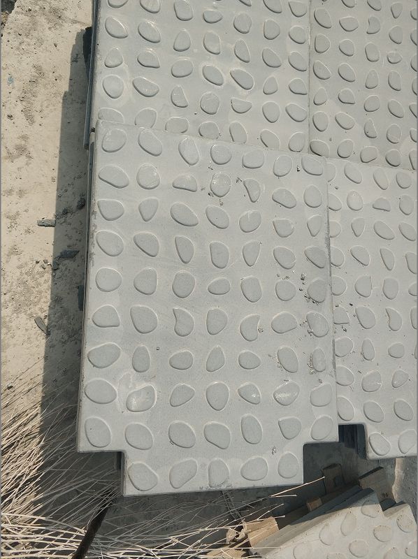 復(fù)合電纜溝蓋板的優(yōu)勢和特點