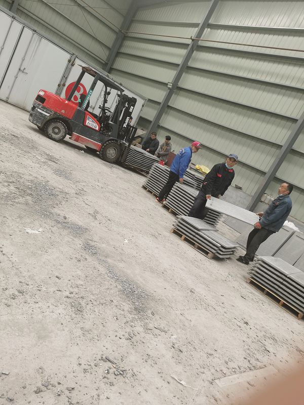 電纜溝敷設(shè)的電纜載流量如何計算？