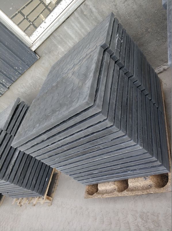 復(fù)合無機(jī)復(fù)合電纜溝蓋板廠家