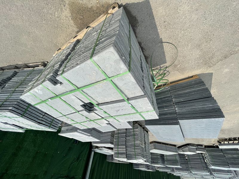 高鐵RPC蓋板廠家的設(shè)計初衷